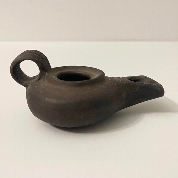 Vtg ROM Royal Ontario Museum Mini Oil Lamp Display Figurine 3.5 Inch Long - Picture 10 of 12